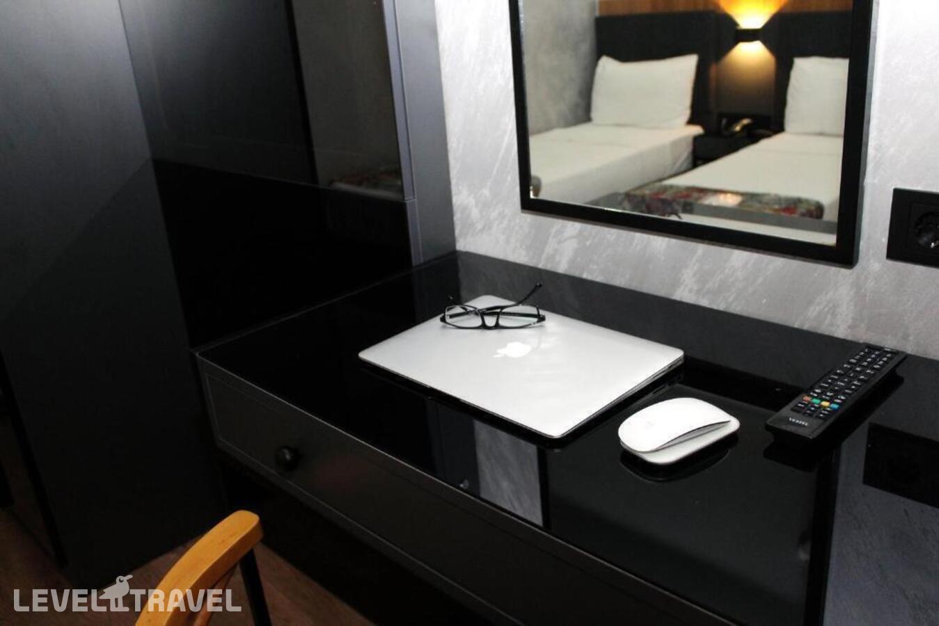 фотографии номера Четырехместный делюкс отеля Istanbul Fair Hotel в Турция(Кючюкчекмедже) - фото №14