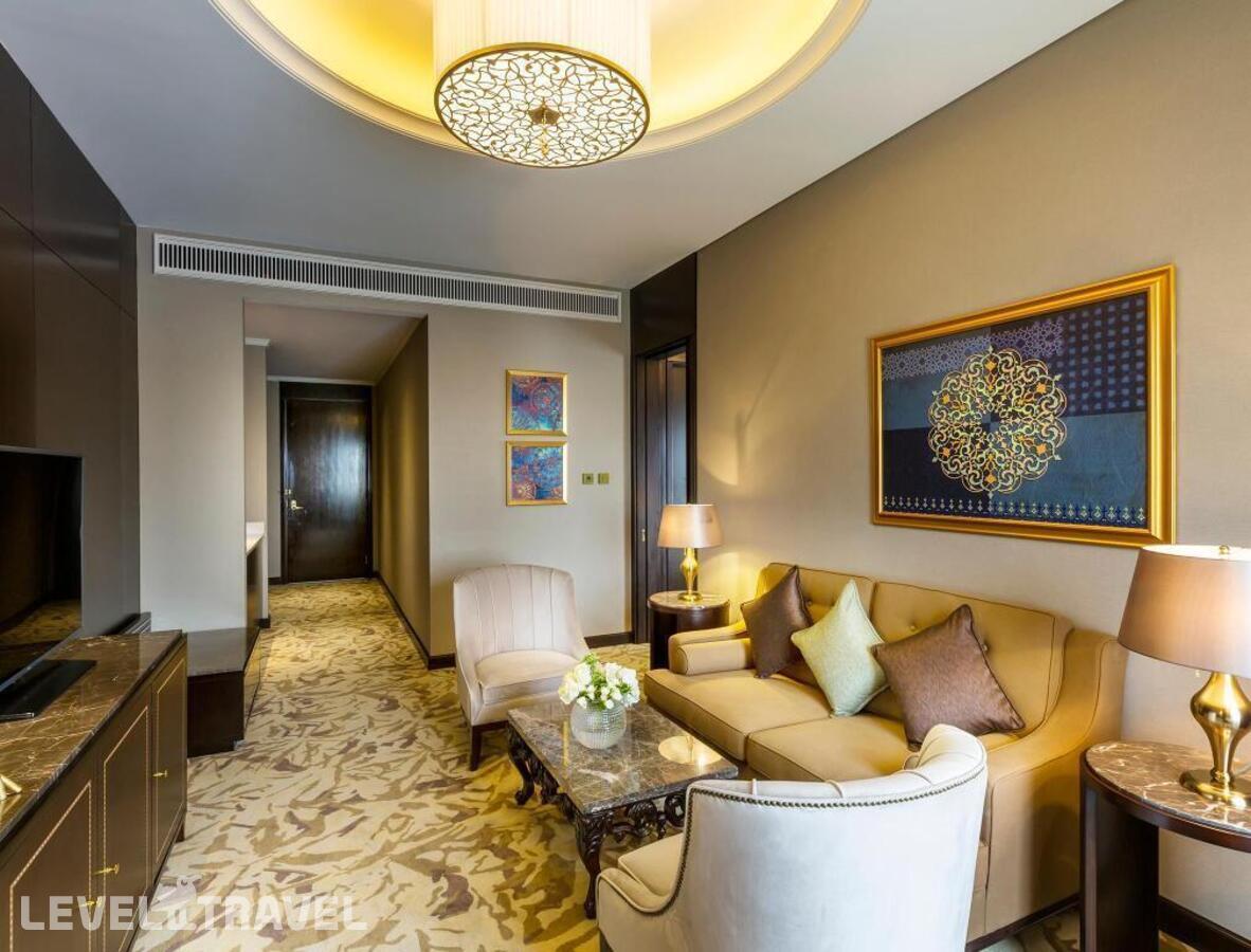фотографии номера Полулюкс отеля Ezdan Palace Hotel в Катар(Доха) - фото №1