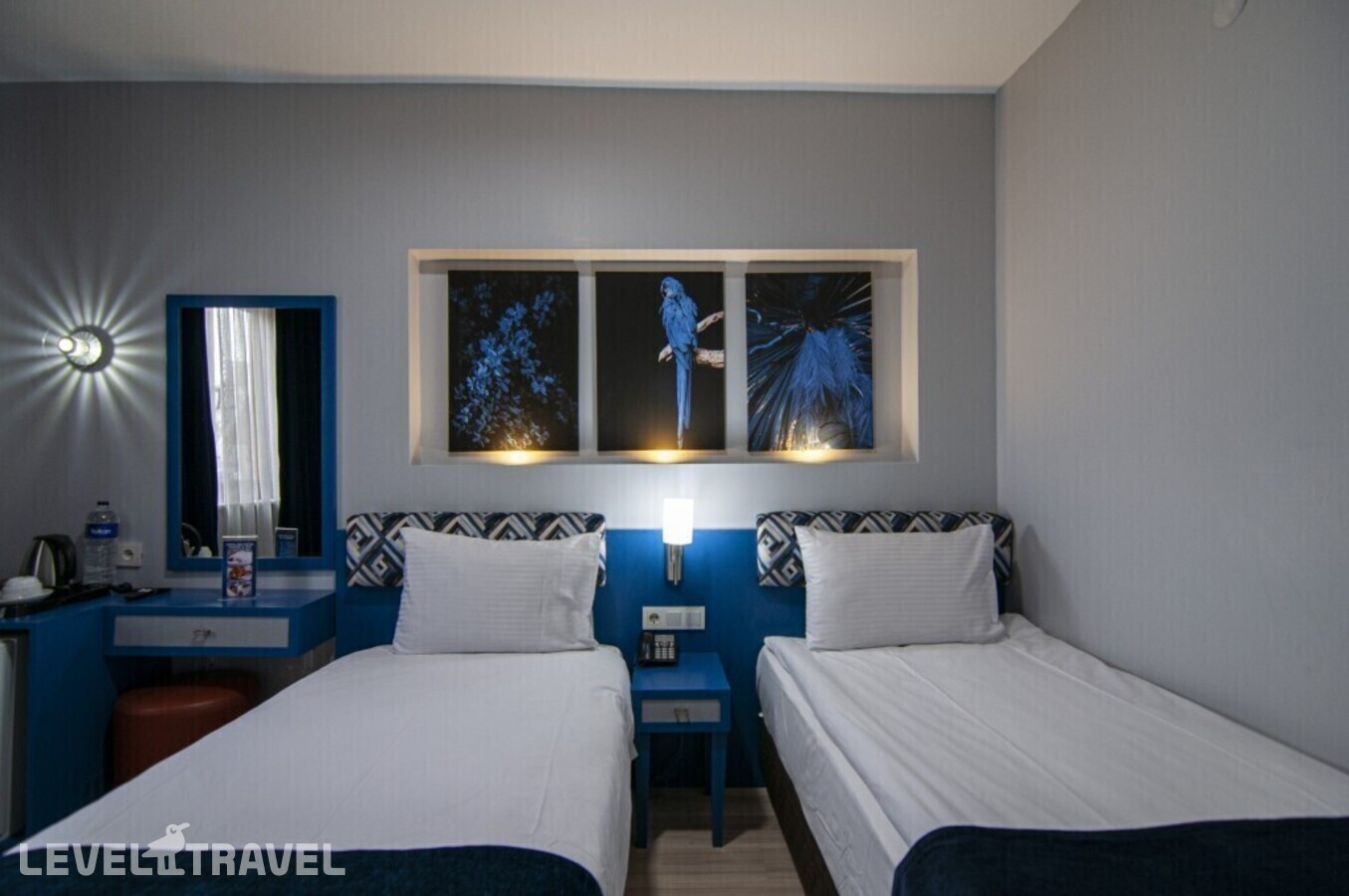 фотографии номера Стандартный номер отеля Lapis Inn Hotel & Spa (Ex. Ambassador Hotel) в Турция(Фатих) - фото №1