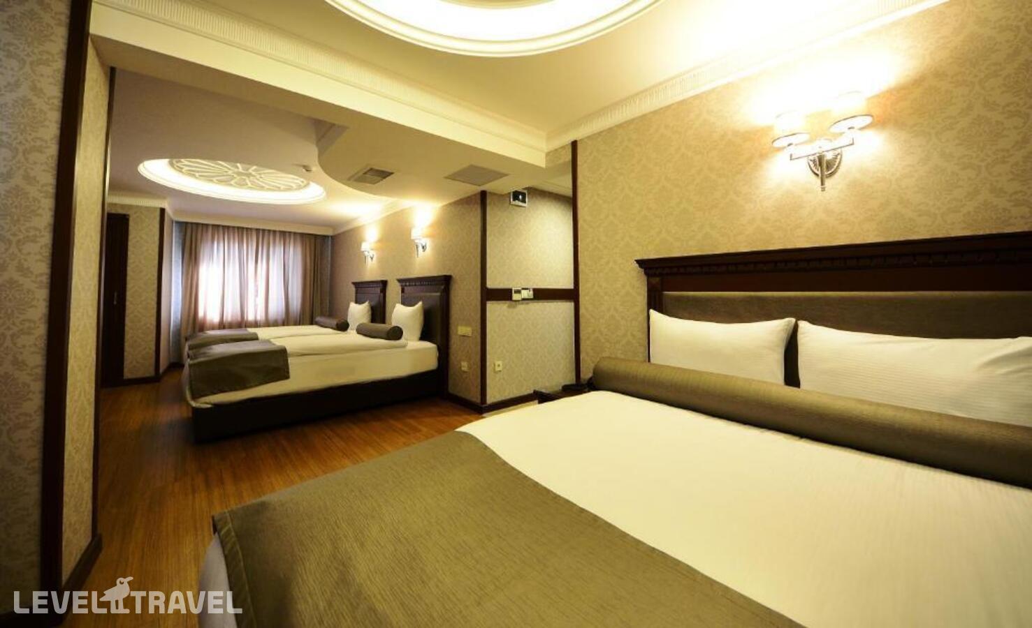 фотографии номера Четырехместный номер отеля Grand Bazaar Hotel в Турция(Фатих) - фото №1