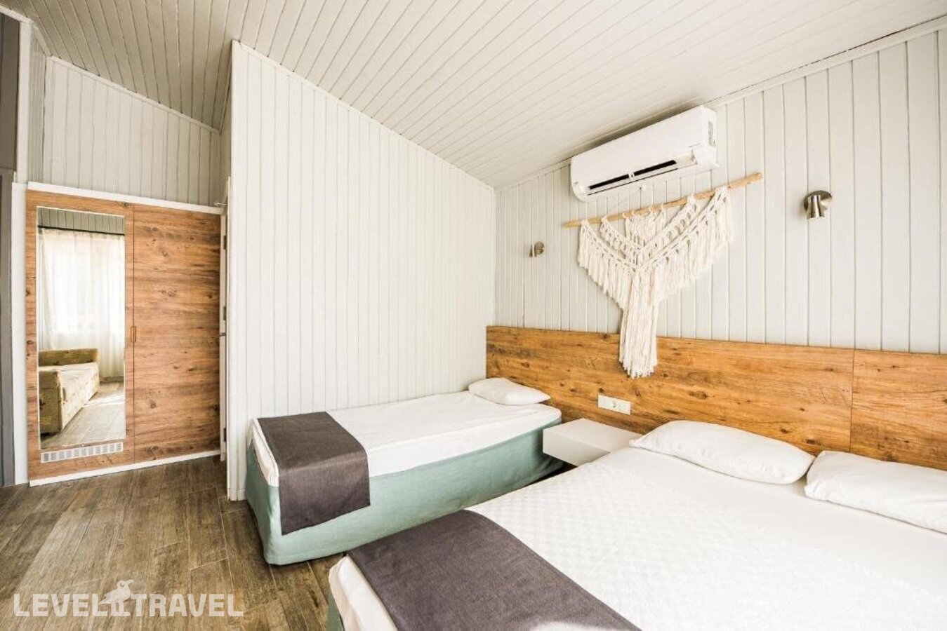 фотографии номера Трехместный номер отеля Leda Beach Hotel в Турция(Сиде - центр) - фото №2