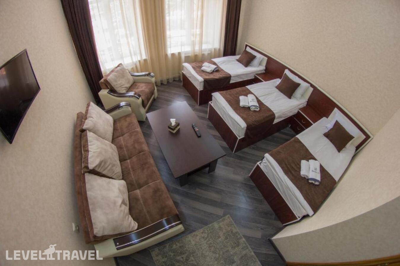 фотографии номера Трехместный номер отеля Olympic Hotel в Армения(Гюмри) - фото №3