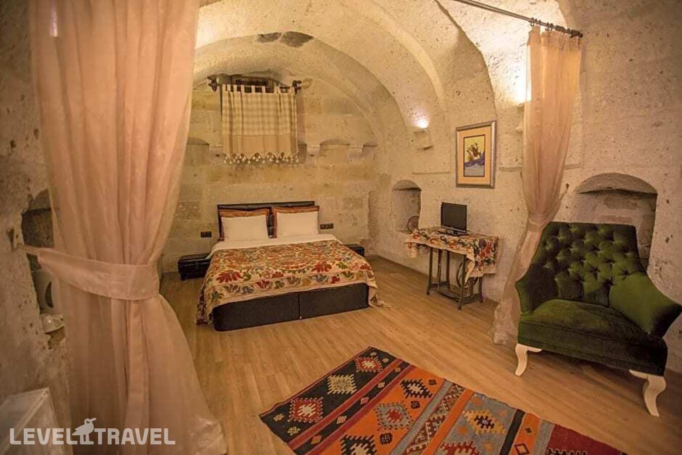 фотографии номера Улучшенный семейный отеля Sakli Konak Cappadocia Hotel в Турция(Учхисар) - фото №3