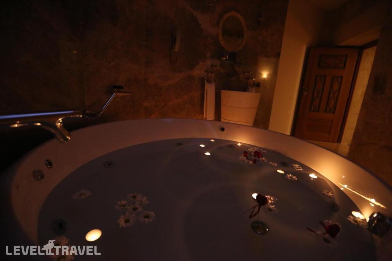 фотографии номера Улучшенный люкс отеля Tafoni Houses Cave Hotel в Турция(Ортахисар) - фото №24