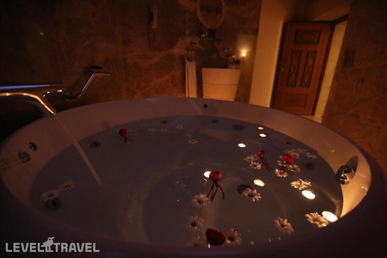 фотографии номера Улучшенный люкс отеля Tafoni Houses Cave Hotel в Турция(Ортахисар) - фото №36