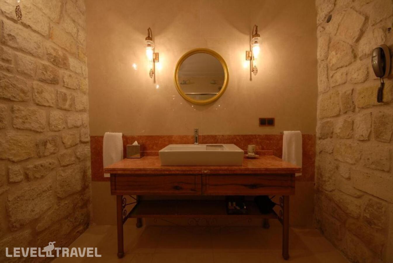 фотографии номера Улучшенный люкс отеля Tafoni Houses Cave Hotel в Турция(Ортахисар) - фото №15
