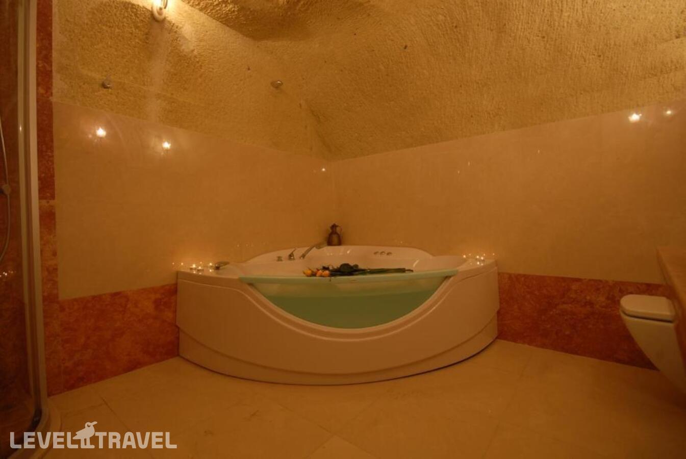 фотографии номера Улучшенный люкс отеля Tafoni Houses Cave Hotel в Турция(Ортахисар) - фото №6