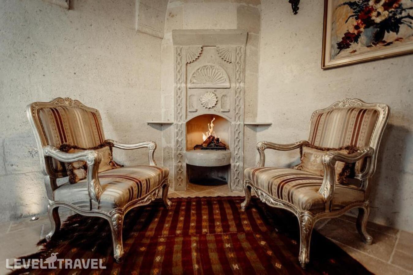 фотографии номера Люкс роскошный отеля Tafoni Houses Cave Hotel в Турция(Ортахисар) - фото №7