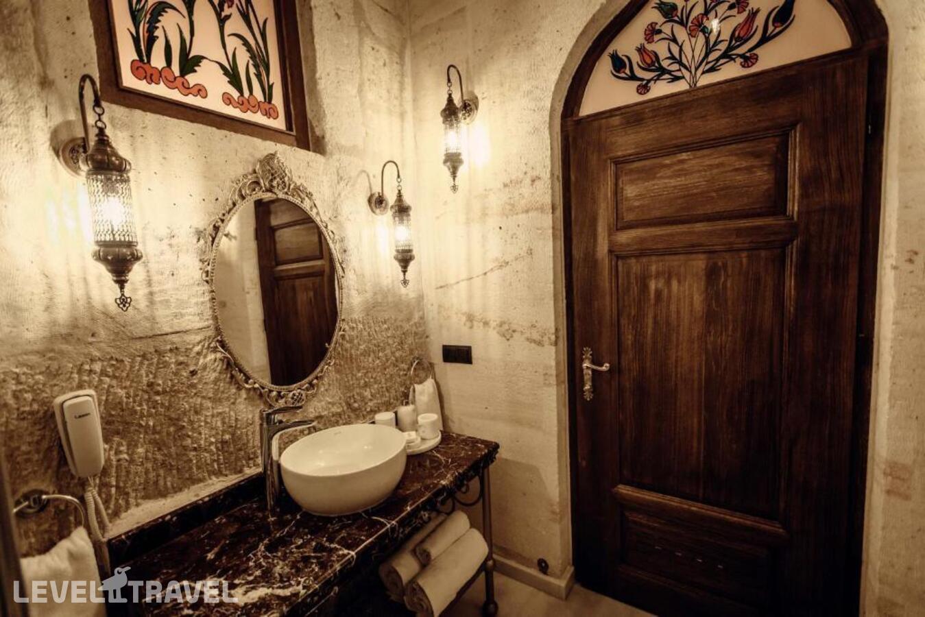 фотографии номера Люкс роскошный отеля Tafoni Houses Cave Hotel в Турция(Ортахисар) - фото №15