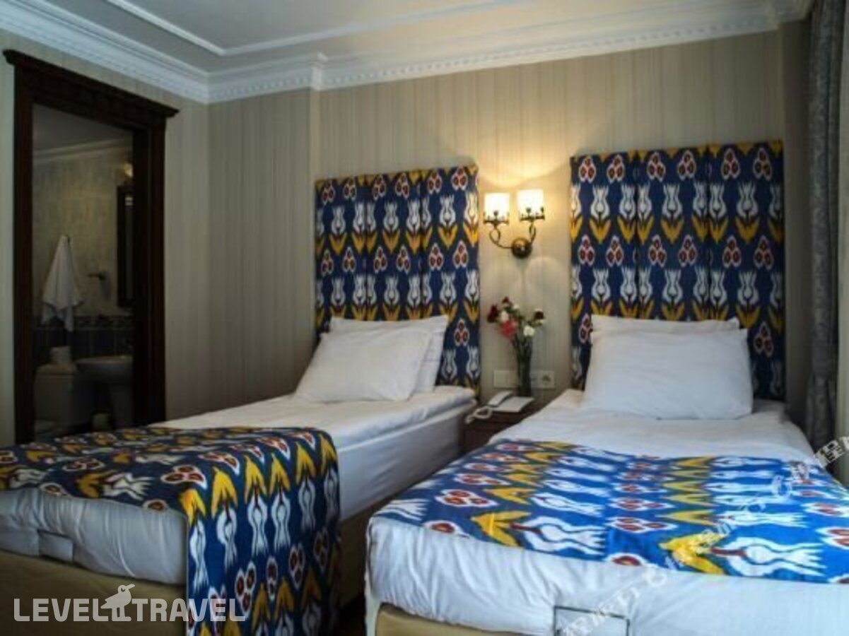 фотографии номера Стандартный номер отеля Tashkonak Hotel Istanbul в Турция(Фатих) - фото №14