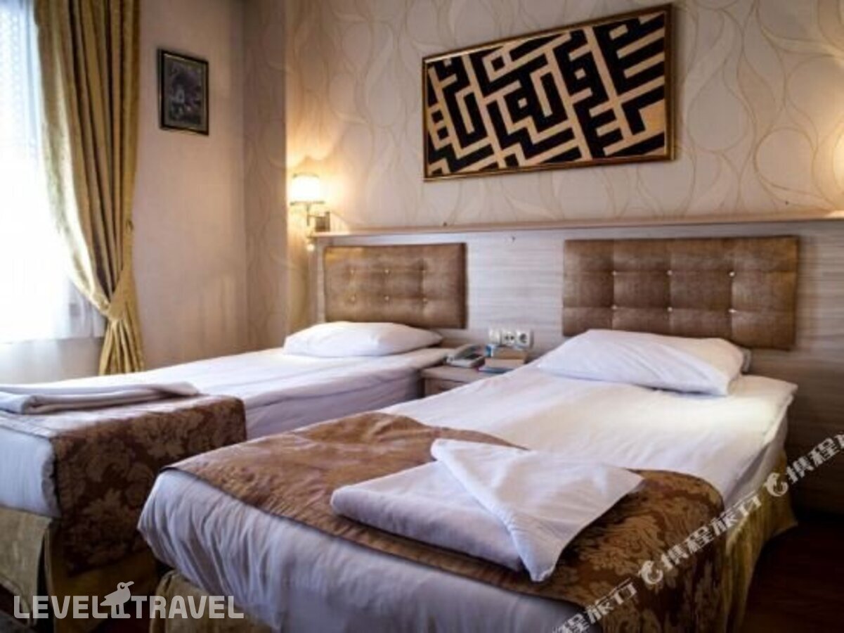 фотографии номера Стандартный номер отеля Tashkonak Hotel Istanbul в Турция(Фатих) - фото №23