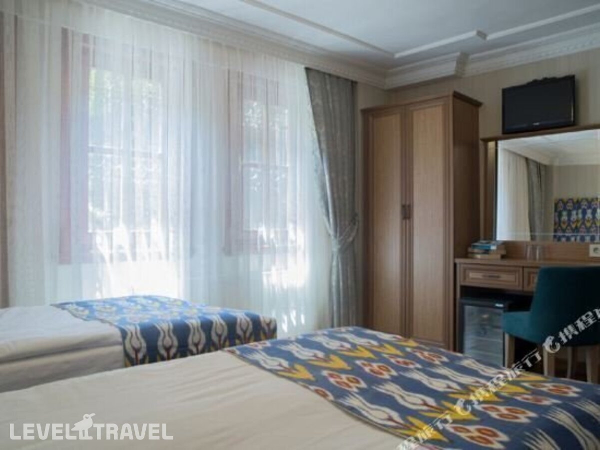 фотографии номера Стандартный номер отеля Tashkonak Hotel Istanbul в Турция(Фатих) - фото №18