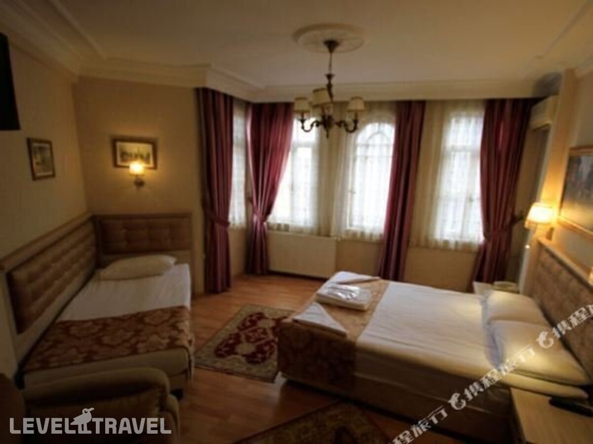 фотографии номера Стандартный номер отеля Tashkonak Hotel Istanbul в Турция(Фатих) - фото №26