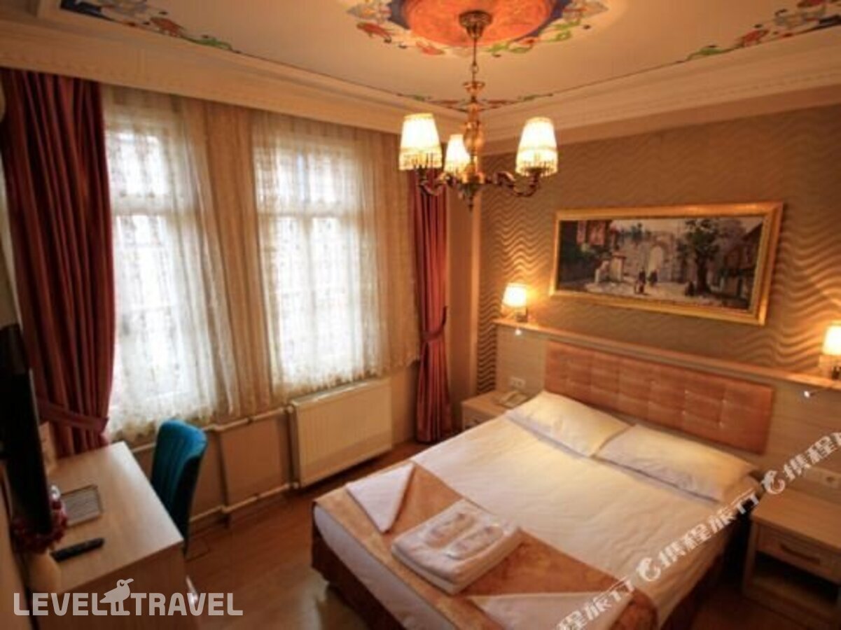 фотографии номера Трехместный номер отеля Tashkonak Hotel Istanbul в Турция(Фатих) - фото №24