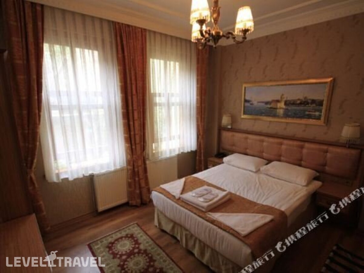 фотографии номера Трехместный номер отеля Tashkonak Hotel Istanbul в Турция(Фатих) - фото №19