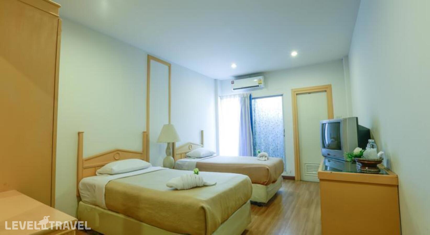 фотографии номера Стандартный номер отеля Deeden Pattaya Resort в Таиланд(Южная Паттайя) - фото №3
