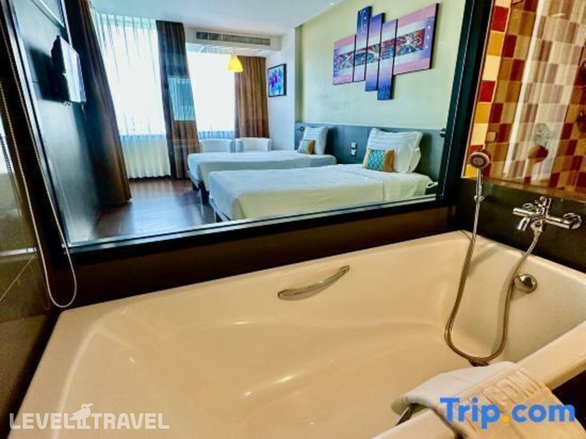 фотографии номера Делюкс отеля Lakkhana Poolside Resort в Таиланд(Наклуа) - фото №18