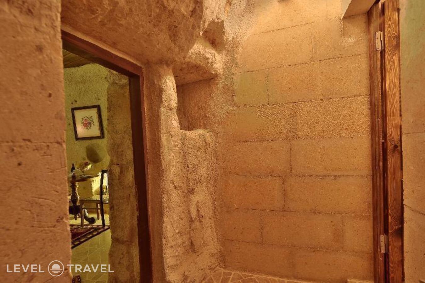 фотографии номера Представительский номер отеля Turkish Cave House в Турция(Ортахисар) - фото №21