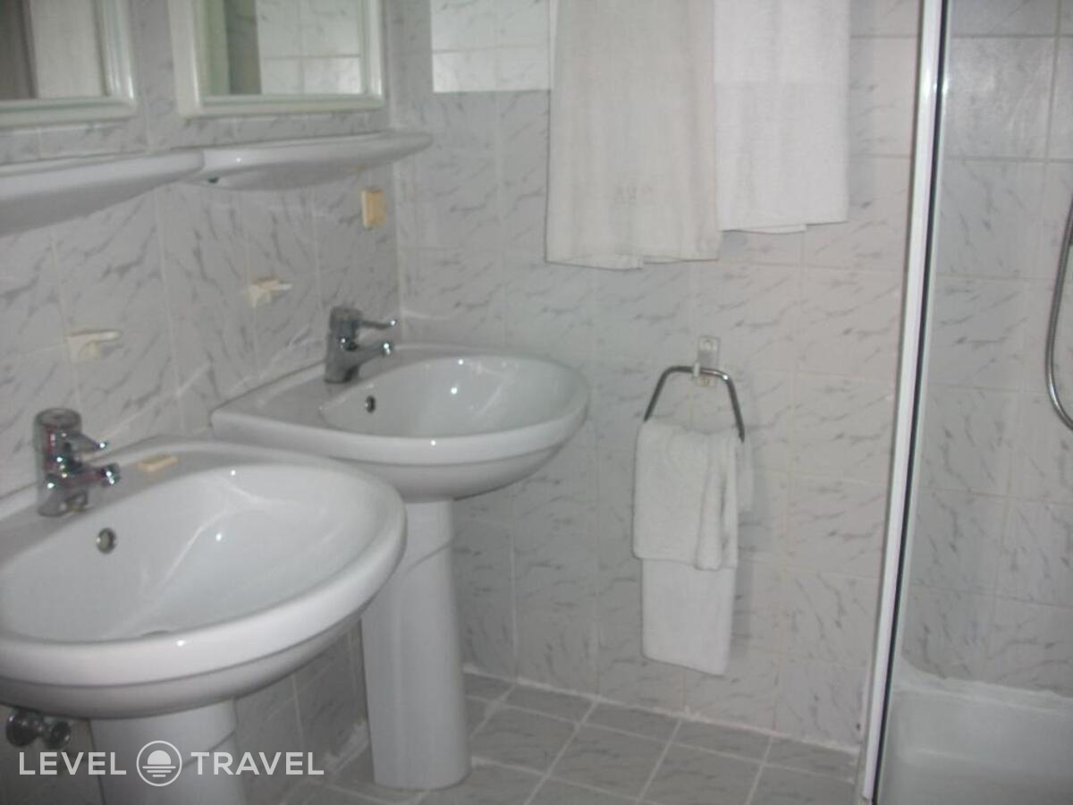 фотографии номера Семейные апартаменты (2 комнаты) отеля Delphin Apart Hotel в Турция(Сиде - центр) - фото №5