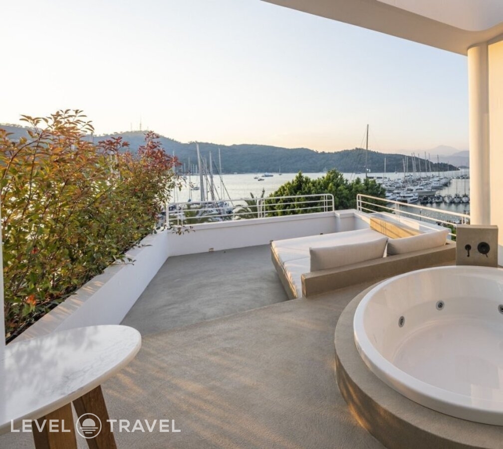 фотографии номера Люкс роскошный отеля Yacht Classic Hotel в Турция(Фетхие - центр) - фото №3