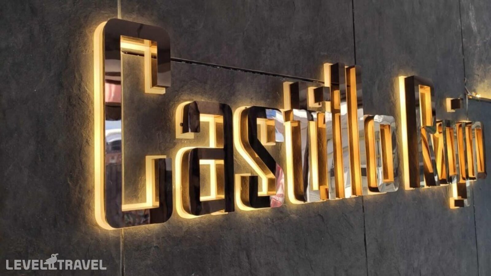 фотографии номера Люкс (2 комнаты) отеля Castillo Rojo Hotel Istanbul в Турция(Фатих) - фото №1