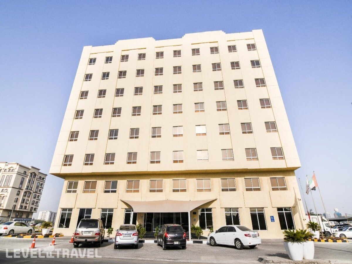 фотографии номера Стандартный номер отеля Action Hotel Ras Al Khaimah в ОАЭ(Рас-аль-Хайма) - фото №1