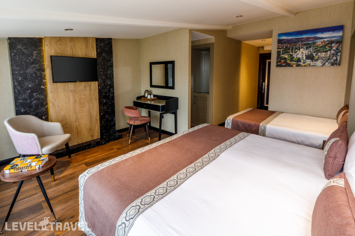 фотографии номера Трехместный улучшенный отеля Euro Design Hotel в Турция(Фатих) - фото №6