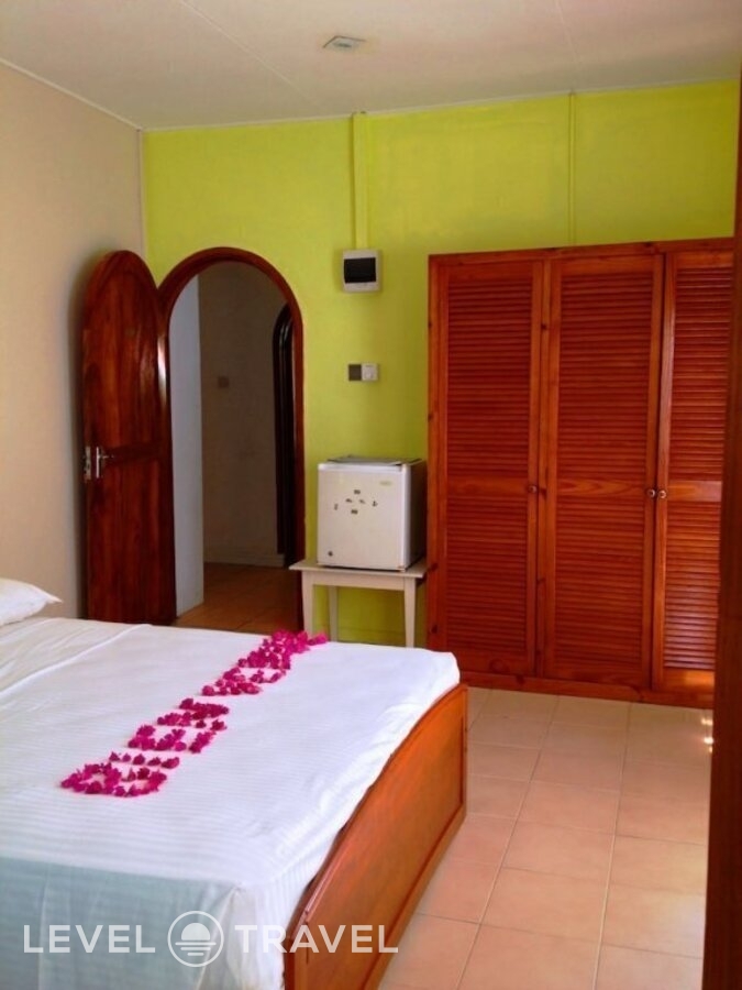 фотографии номера Стандартный номер отеля Beau Vallon Bungalows в Сейшелы(о. Маэ) - фото №1