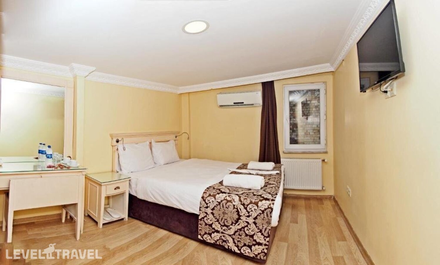 фотографии номера Семейный номер отеля The Queen Hotel в Турция(Фатих) - фото №1