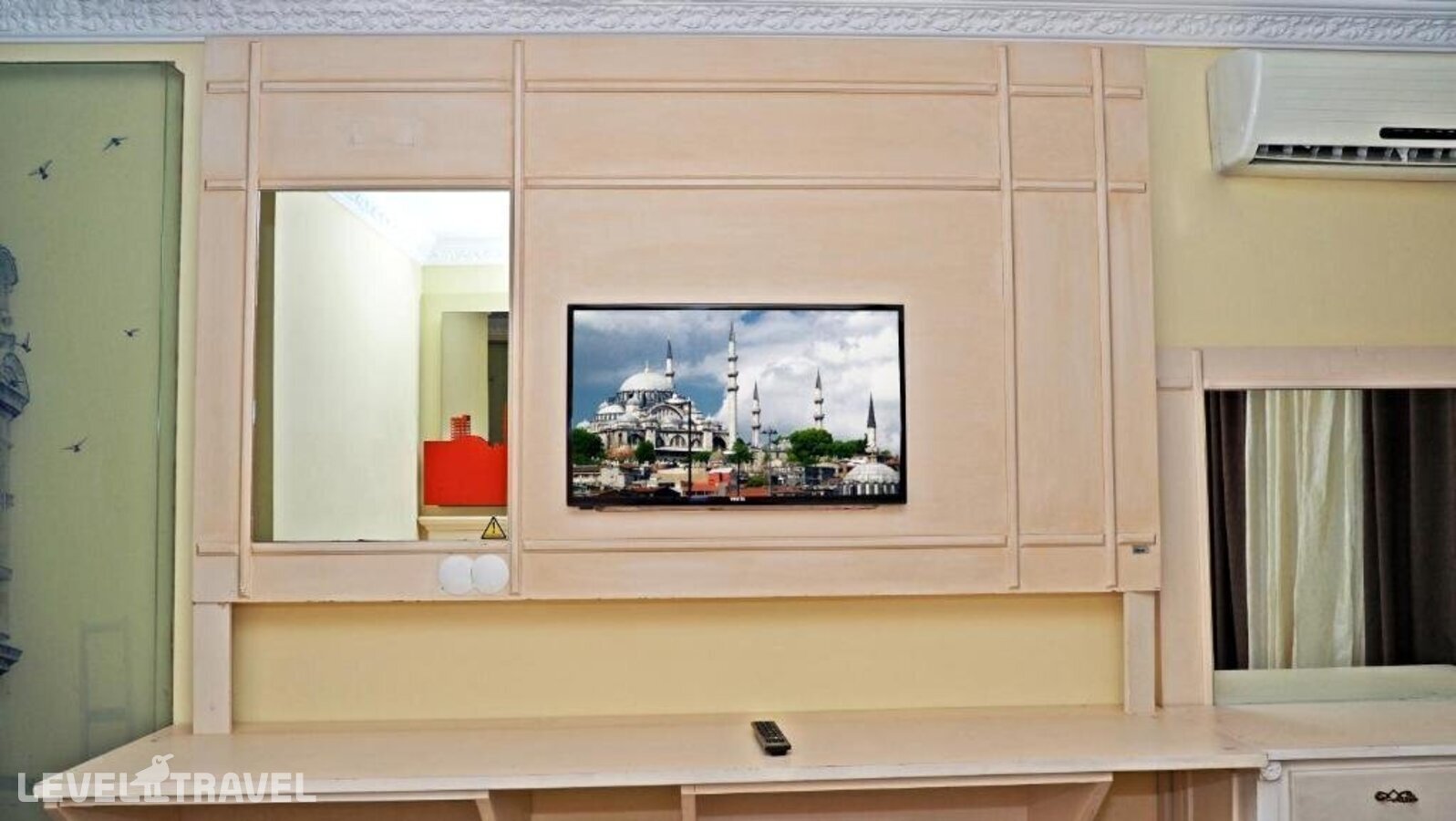 фотографии номера Семейный номер отеля The Queen Hotel в Турция(Фатих) - фото №9