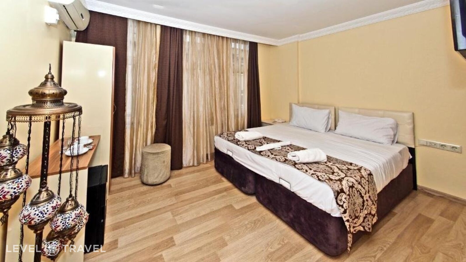фотографии номера Трехместный номер отеля The Queen Hotel в Турция(Фатих) - фото №20