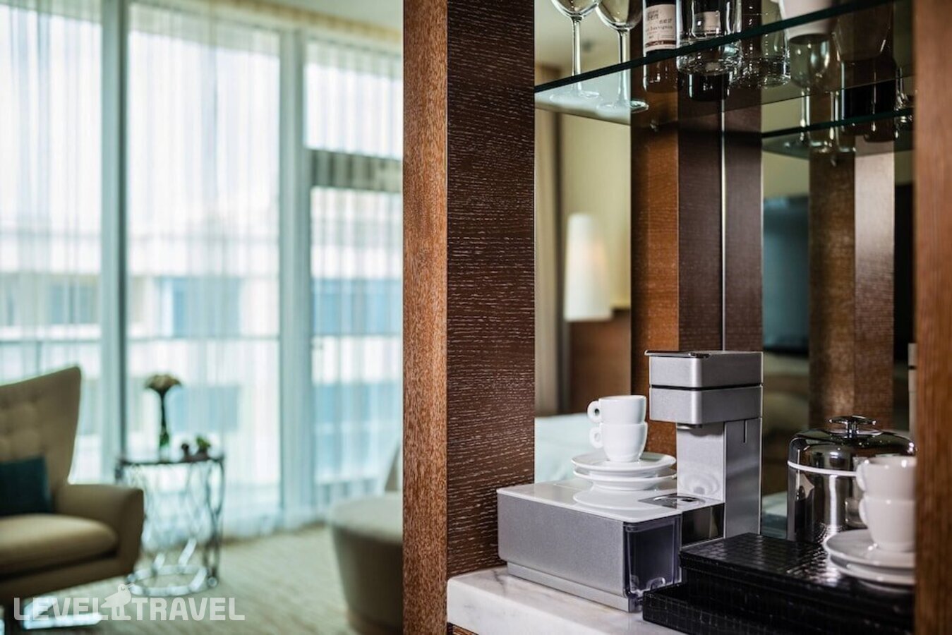 фотографии номера Представительский номер отеля JW Marriott Hotel Baku в Азербайджан(Баку) - фото №1