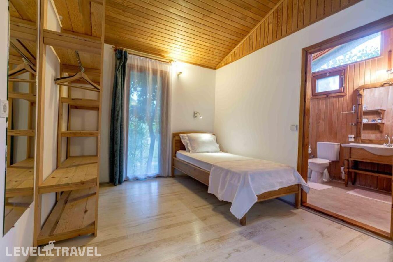 фотографии номера Бунгало отеля Etenna Beach Bungalows в Турция(Чиралы) - фото №4