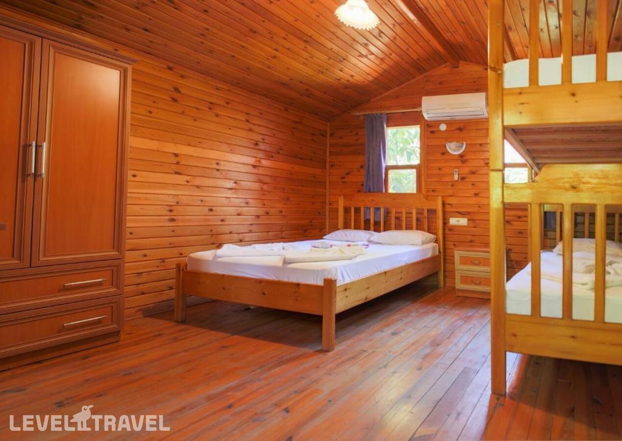 фотографии номера Бунгало отеля Duran Pansiyon Bungalow в Турция(Кумлуджа) - фото №1