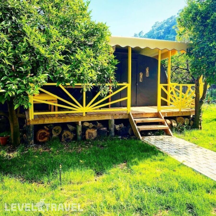 фотографии номера Номер Комфорт отеля Kara Kedi Beach Bungalow в Турция(Чиралы) - фото №1