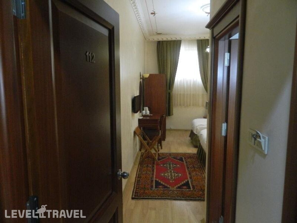 фотографии номера Стандартный номер отеля Basileus Hotel в Турция(Фатих) - фото №4