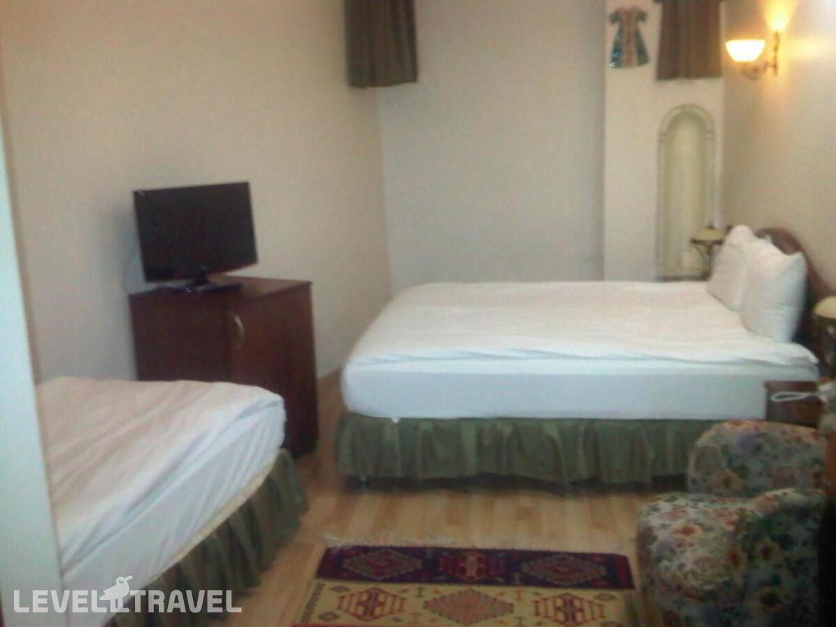 фотографии номера Трехместный экономичный отеля Basileus Hotel в Турция(Фатих) - фото №7