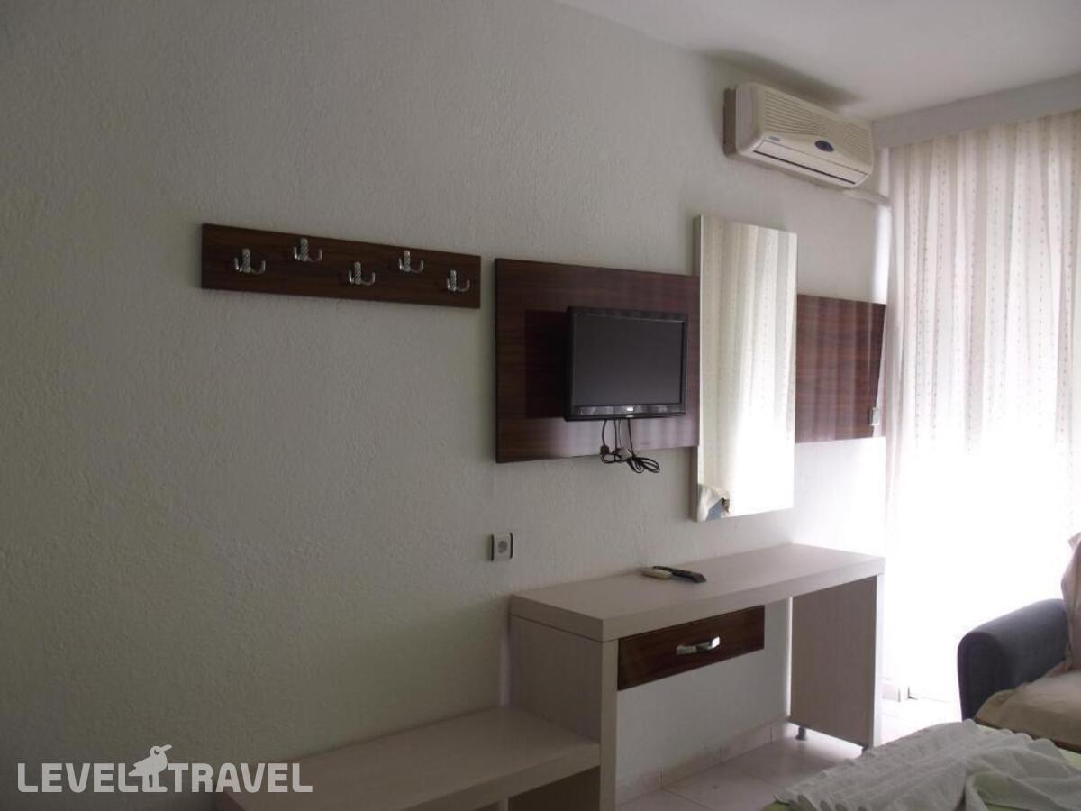 фотографии номера Трехместный номер отеля Derya Motel в Турция(Сиде - центр) - фото №2