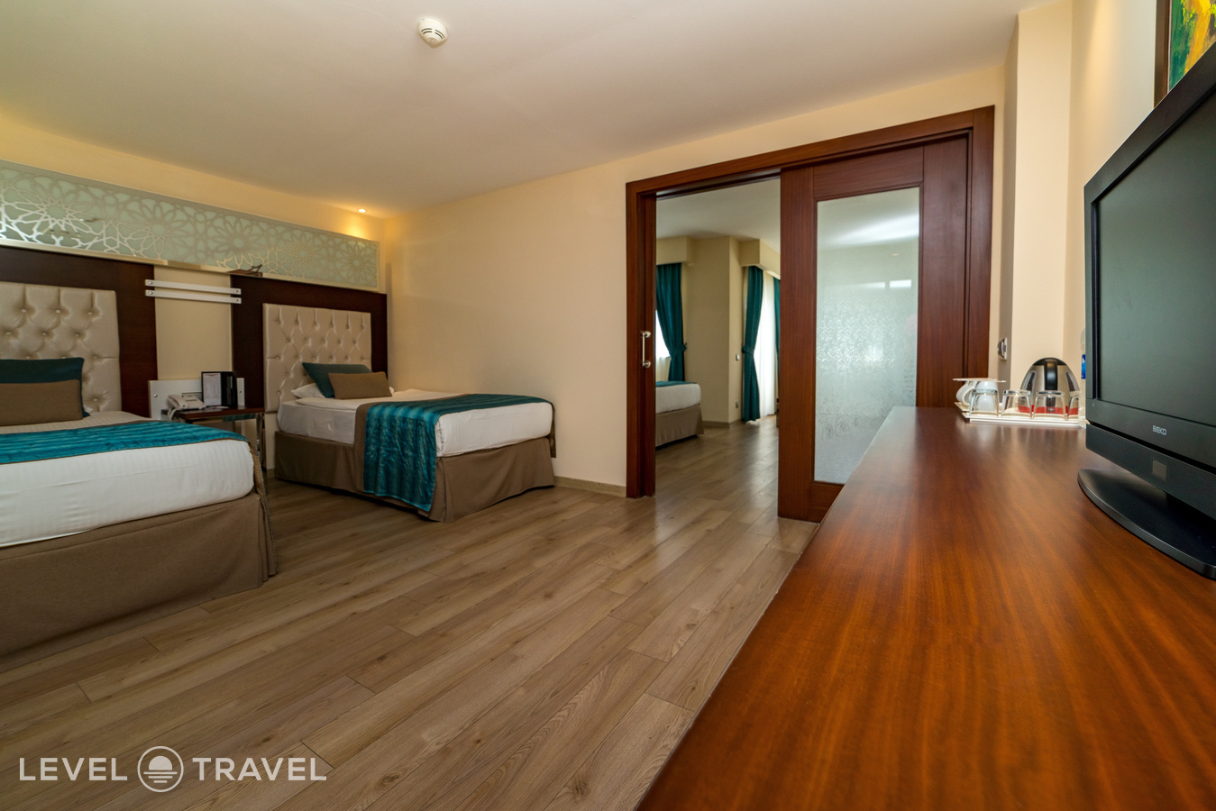 фотографии номера Семейный номер Terrace отеля Kamelya Collection Selin Hotel в Турция(Чолаклы) - фото №4