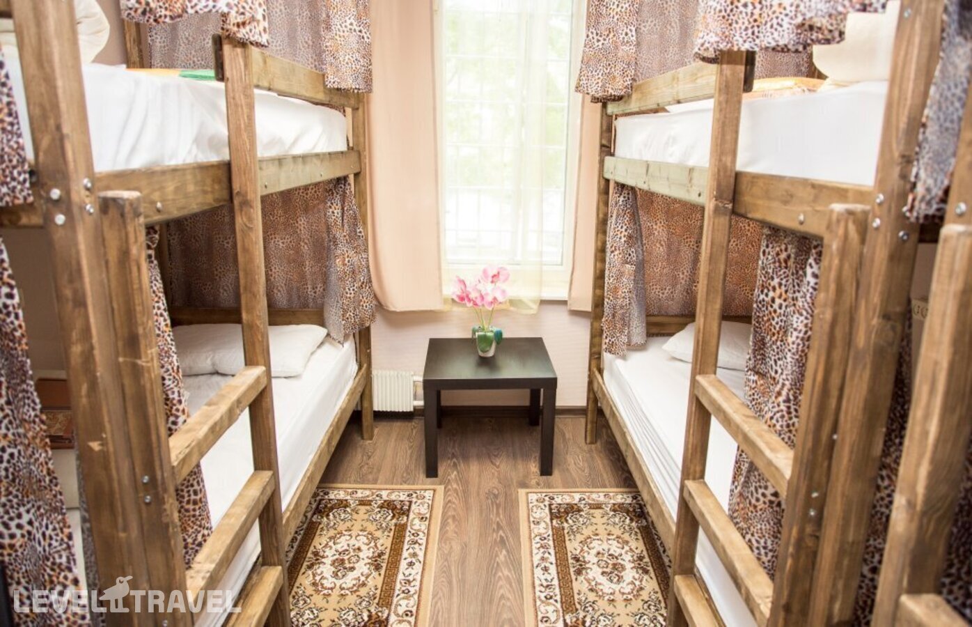 фотографии номера Общий мужской номер отеля Lenin Hostel в Россия(Западный административный округ (ЗАО)) - фото №1