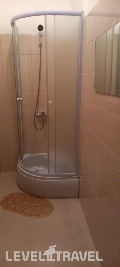 фотографии номера Четырехместный экономичный отеля Smart Hotel KDO Калининград в Россия(Калининград) - фото №1