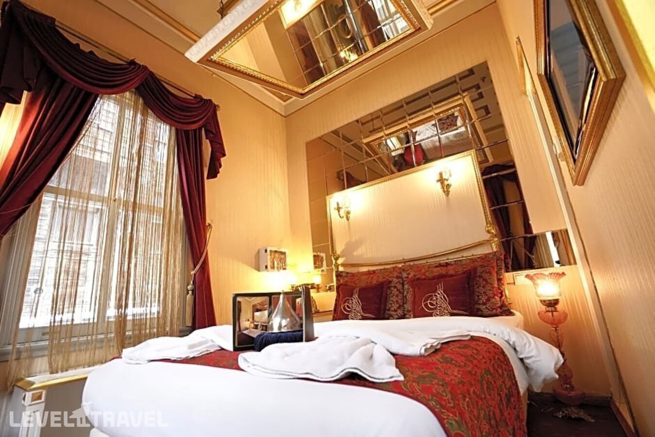 фотографии номера Трехместный номер отеля Sultan Tughra Hotel в Турция(Фатих) - фото №2