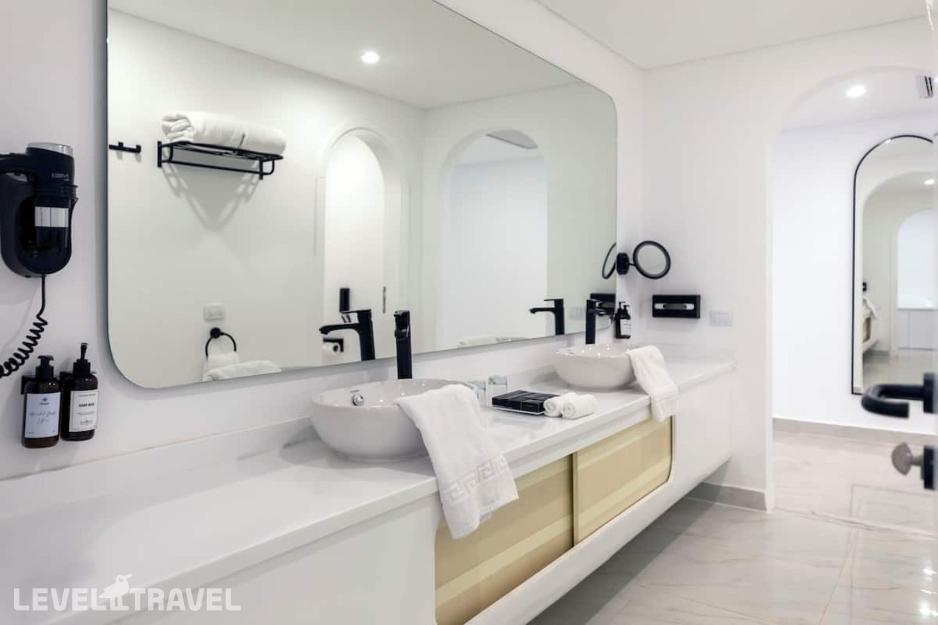 фотографии номера Представительский люкс с видом на бассейн отеля Sunrise White Hills Resort в Египет(Уайт Найт) - фото №3