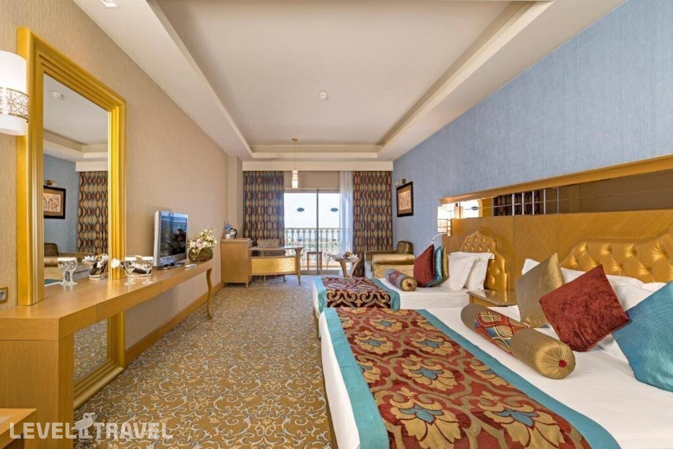 фотографии номера Люкс роскошный отеля Royal Holiday Palace Hotel в Турция(Лара) - фото №5