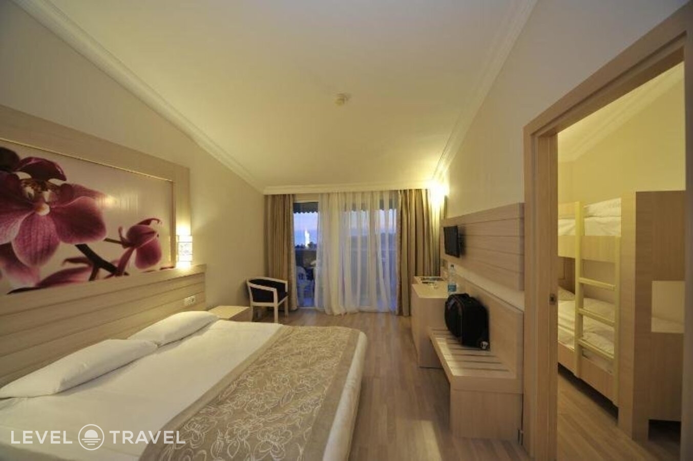 фотографии номера Стандартный номер отеля Seaden Corolla Hotel в Турция(Кумкёй) - фото №4