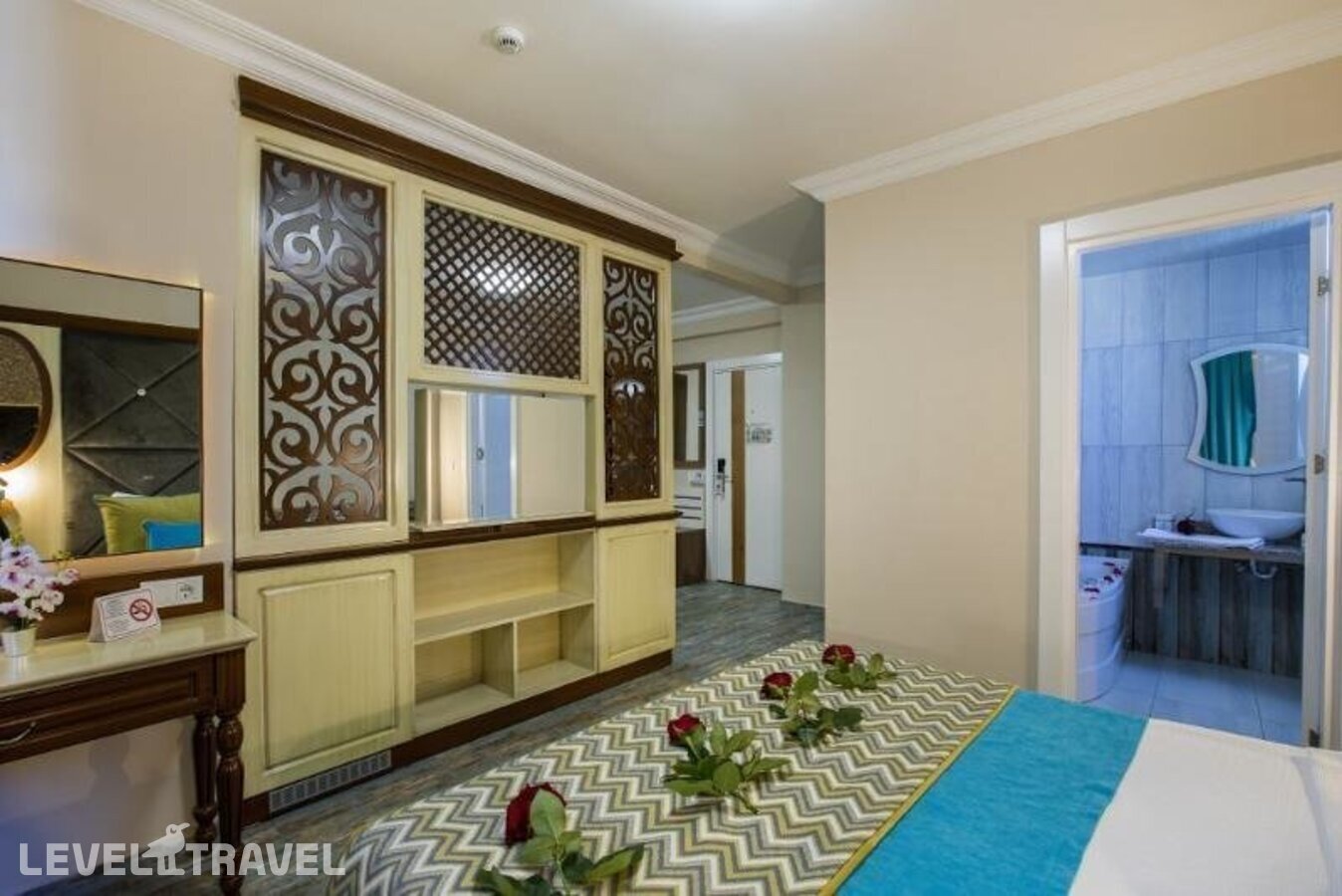 фотографии номера Семейный номер отеля Club Big Blue Suite Hotel в Турция(Аланья - центр) - фото №40