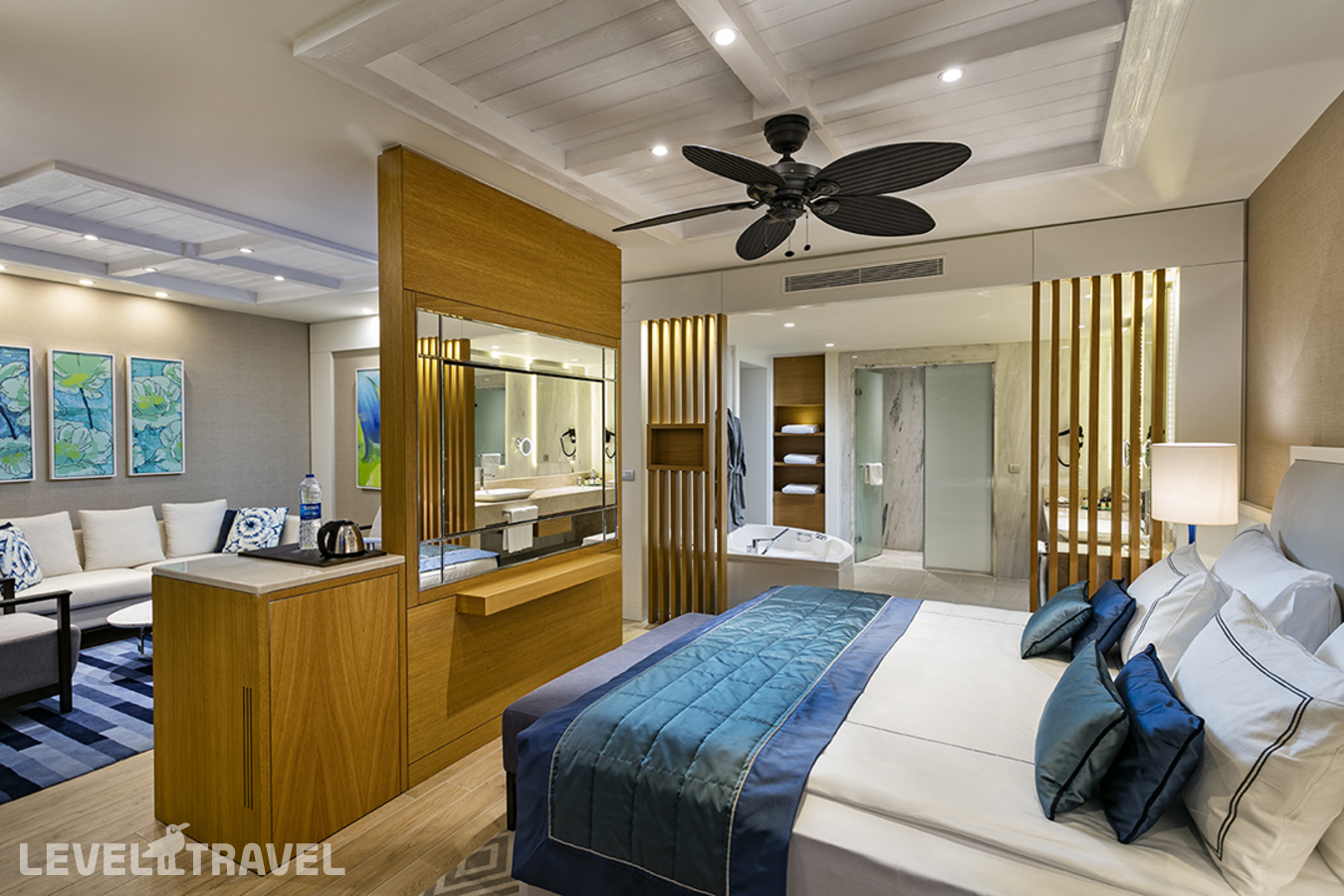 фотографии номера Делюкс отеля Titanic Luxury Collection Bodrum (Ex. Titanic Deluxe Bodrum) в Турция(Гюверджинлик) - фото №2