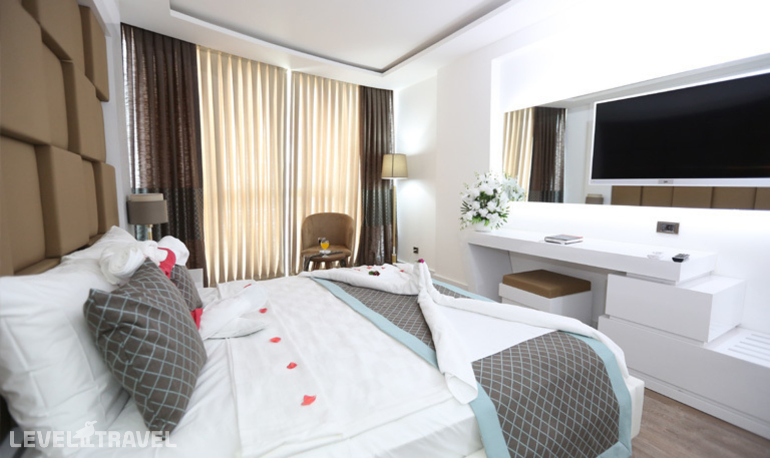 фотографии номера Стандартный номер отеля Elips Royal Hotel в Турция(Анталья - Центр) - фото №1