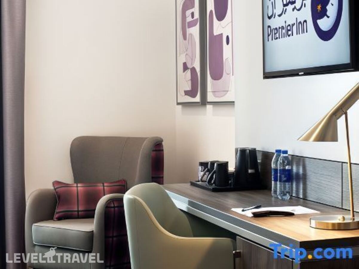 фотографии номера Семейный номер отеля Premier Inn Barsha Heights в ОАЭ(Барша Хайтс) - фото №10