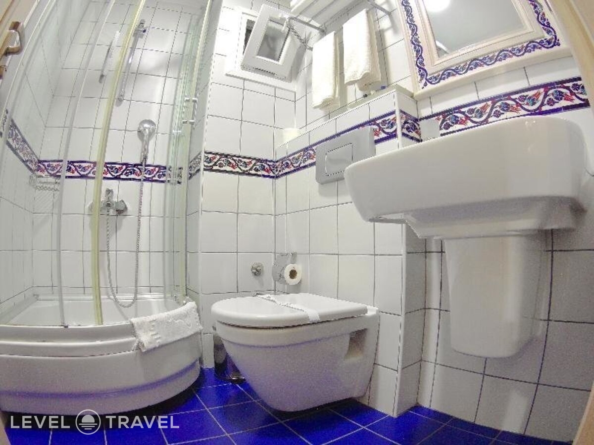 фотографии номера Стандартный номер отеля Hotel Novano в Турция(Фатих) - фото №5
